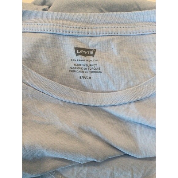 Levis Shirt Womens Sz S Light Blue Spell Out Logo Casual Relaxed T Shirt Cotton - Picture 3 of 4